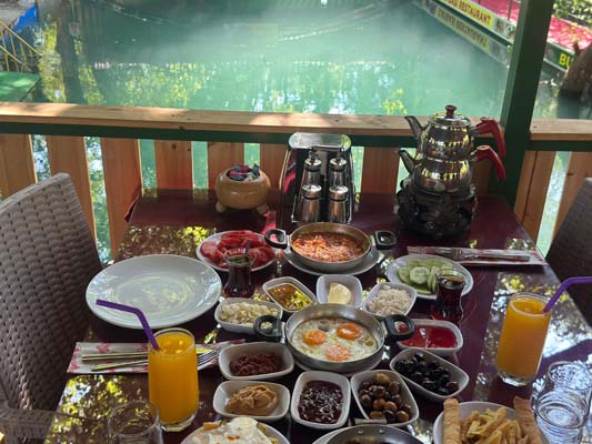 yuvarlakçay kahvaltı